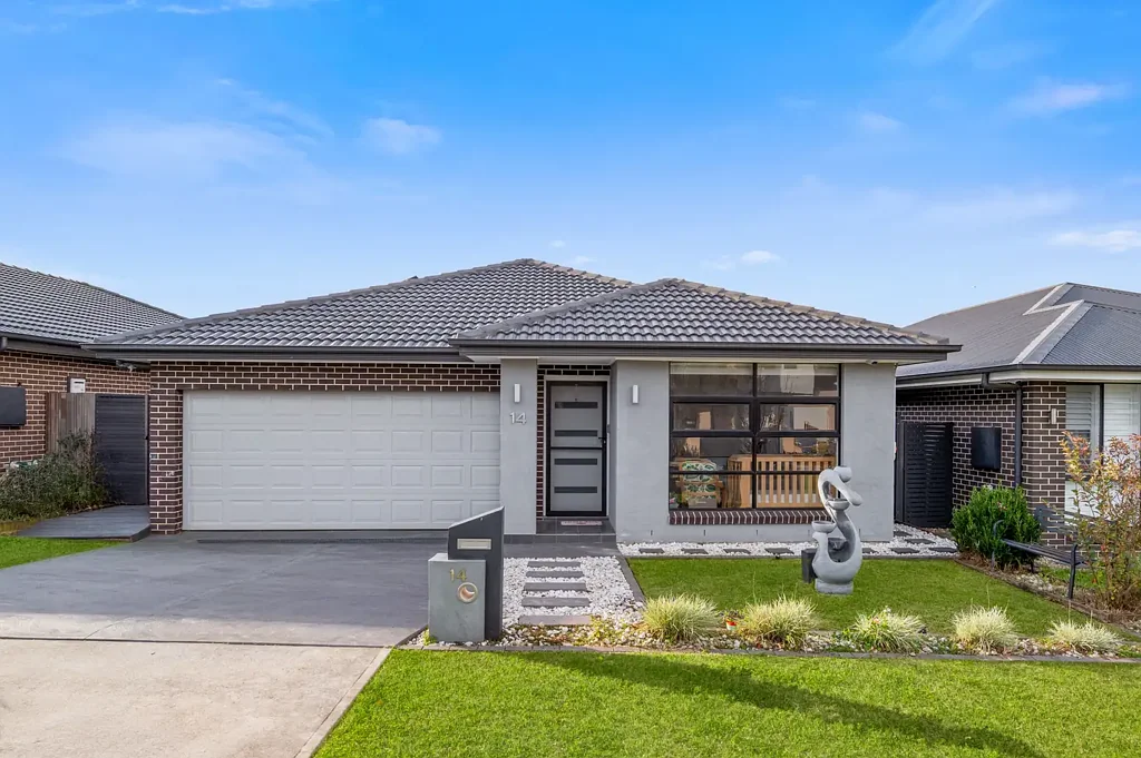 Oran Park 4部屋 The Perfect Blend of Space, Style & Functionality