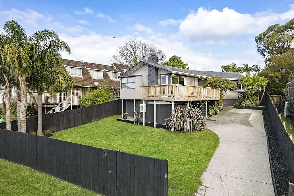 47 Felgrove Street, Glendene, Waitakere City, Auckland
