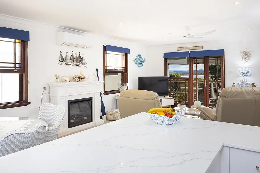 Crowdy Head 5房  "Treetops" Coastal Rain Forest and Ocean Views-Spectacular 3 level residence.