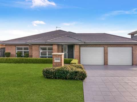 Kellyville 4 Bedroom Single storey entertainer