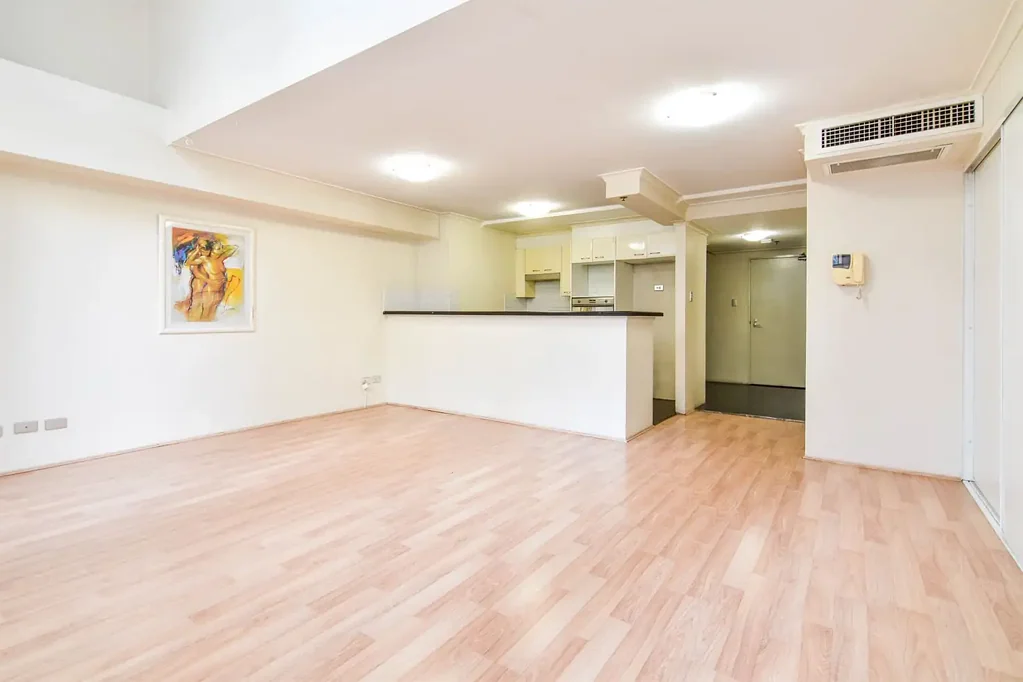 New York style split level Unfurnished Two Bedroom Apartment in "The Summit" Available NOW