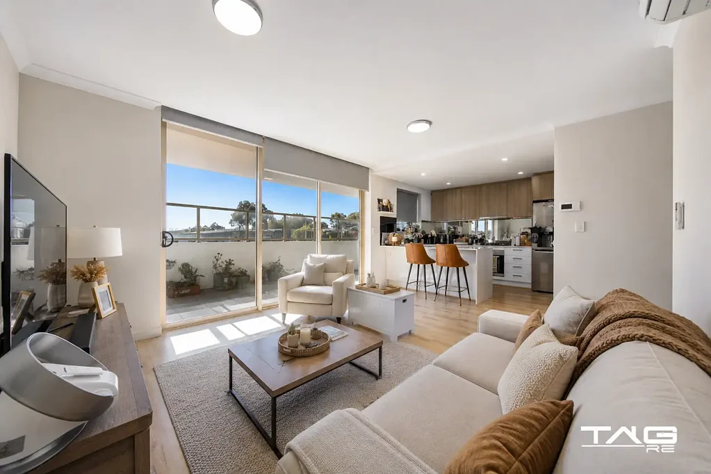 Wentworthville 2房 现代舒适，恭候您的到来 CONTEMPORARY COMFORT AWAITS