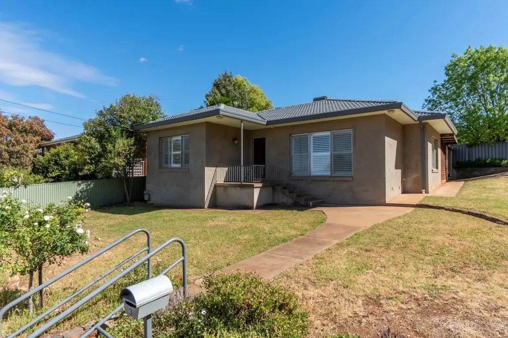 3 Parry Drive, Temora, NSW 2666