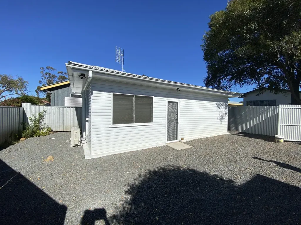 Cozy Renovated Granny Flat