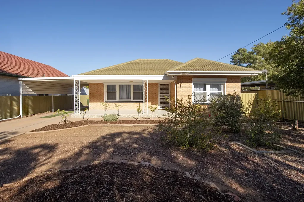 Port Pirie 3Kwarto Freshly Updated Family Home in Prime Port Pirie Location