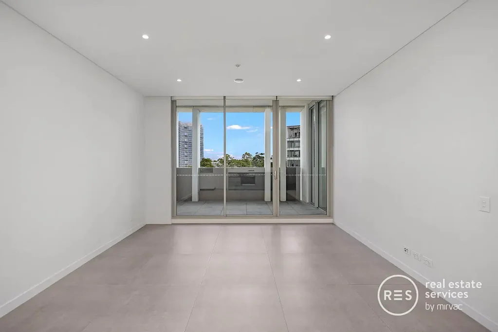 Modern 1 Bedroom plus Study Room Available within 'Ebsworth', Zetland