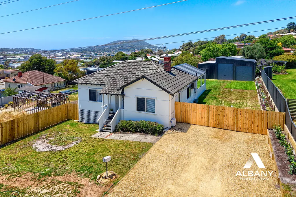 16 Wellington Street, Mount Melville, WA 6330