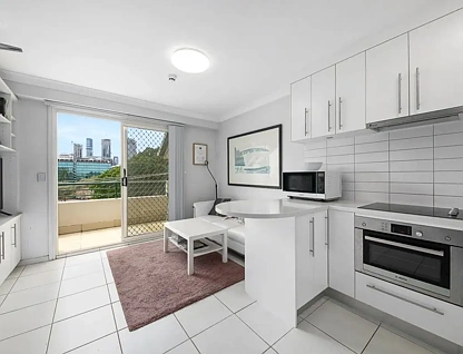 16/23 Edmondstone Street, South Brisbane, QLD 4101, 1 ਕਮਰੇ, 1 ਬਾਥਰੂਮ, Apartment