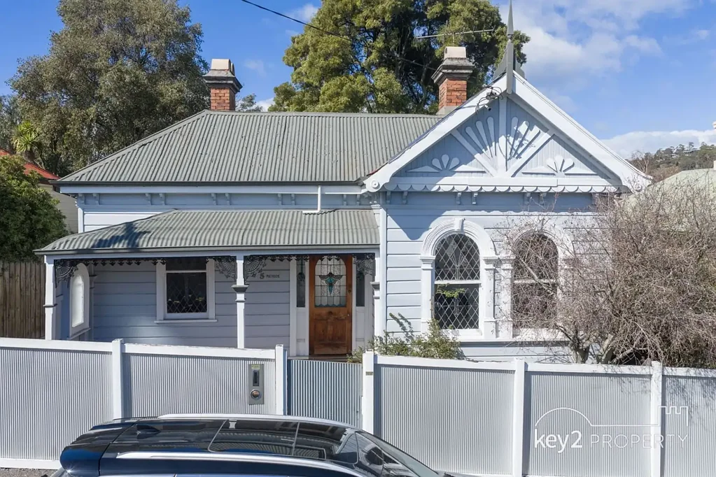 South Launceston 3房  Character, Charm & Convenience