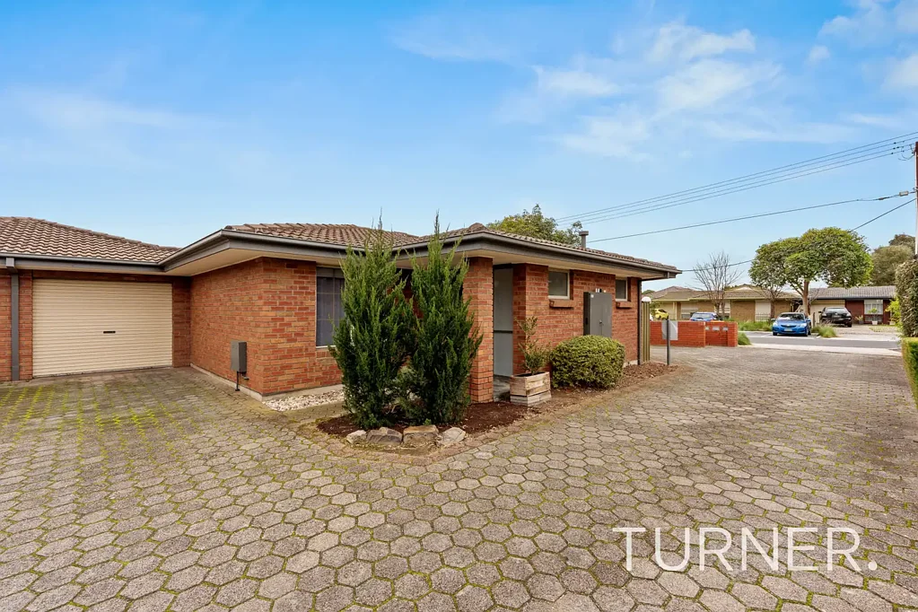 Stunning 2 Bedroom Unit in a Great Location