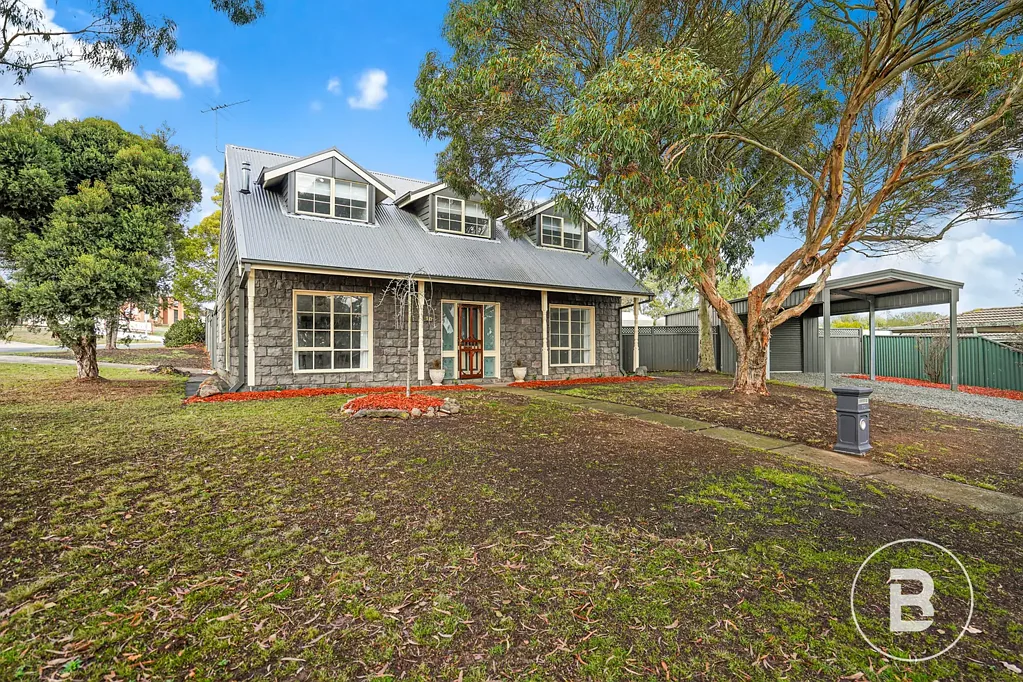 10 Windermere Way, Cardigan Village, VIC 3352
