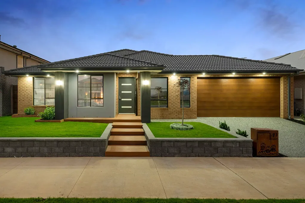 49 Roseburn Avenue, Mickleham, VIC 3064