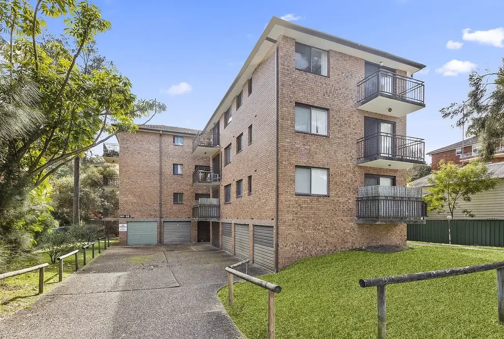 *DEPOSIT TAKEN* Bright Top-Floor Living