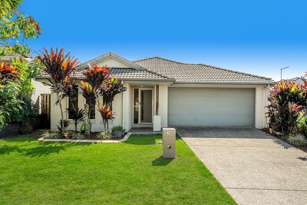 15 Bowerbird Crescent, Dakabin, QLD 4503