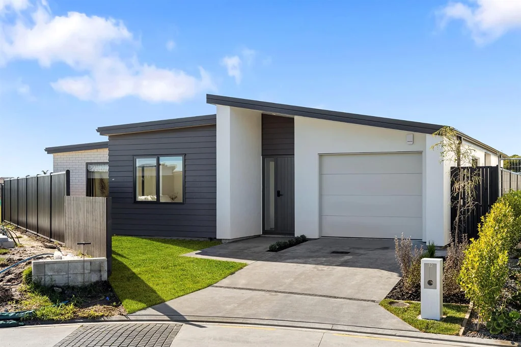 Papamoa 3Kwarto Move-in Ready. Premium Build. $965,000