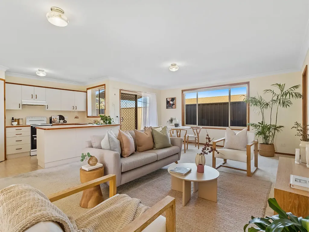 2/261 Old Pacific Highway, Swansea, NSW 2281