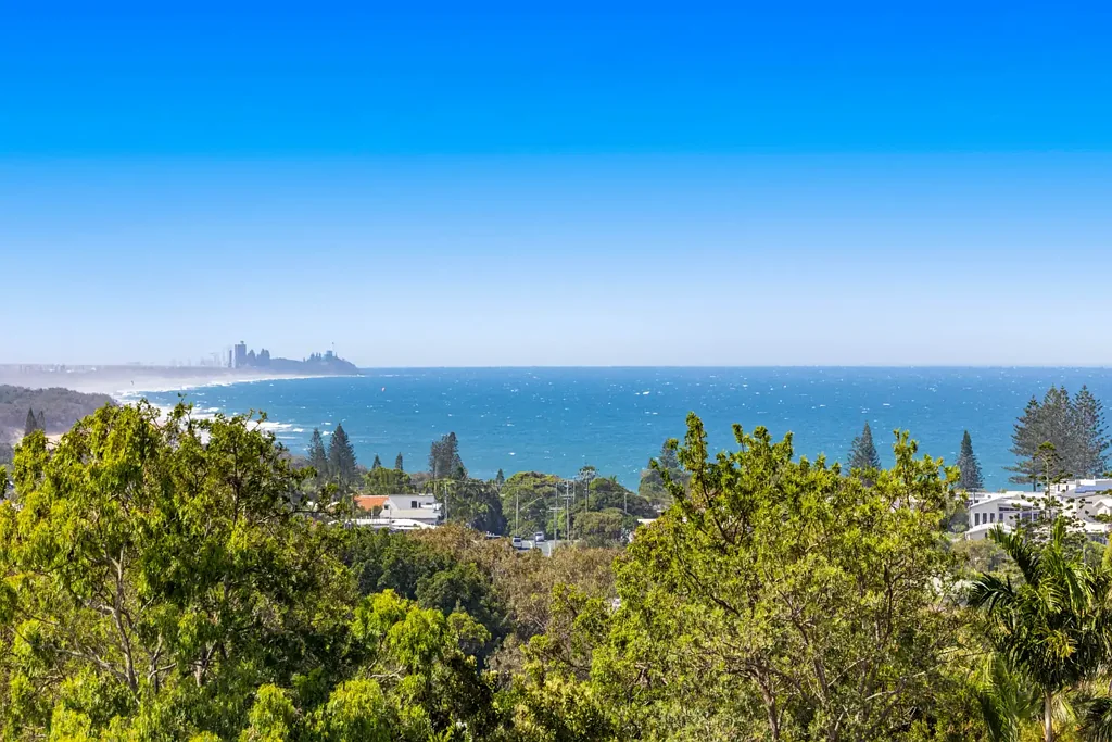 Kings Beach 3 Slaapkamer Elevated Coastal Sanctuary - Highly sort after Points North complex