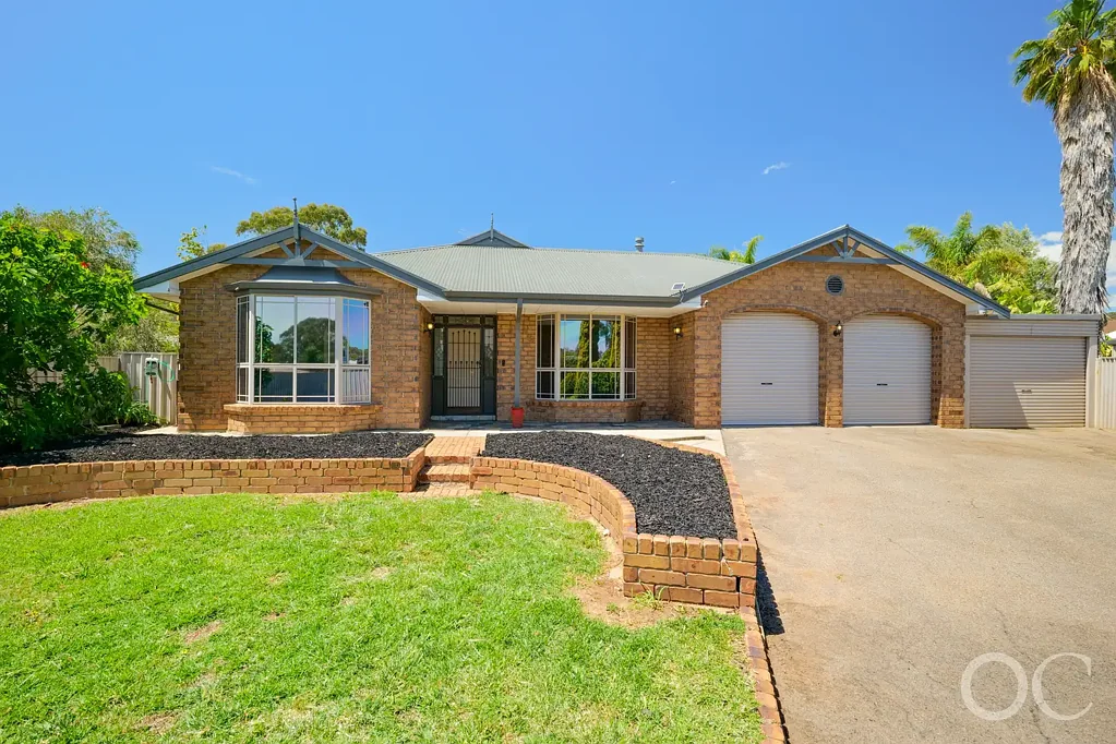 2 Heathcote Place, Onkaparinga Hills, SA 5163