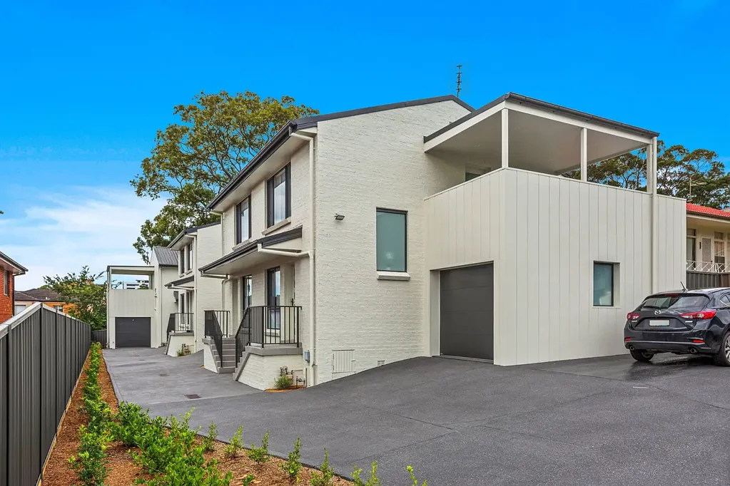 West Wollongong 2ਬੈੱਡਰੂਮ A Unique Townhome with a Total Transformation