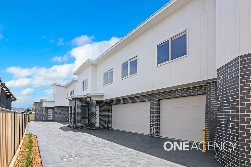 LOW-MAINTENANCE MODERN LIVING IN A FANTASTIC LOCATION