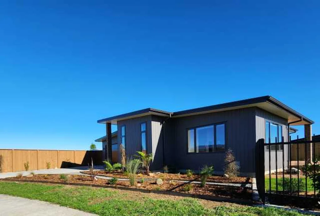 Levin 3房  Brand new 3 bed 2 Bathroom home