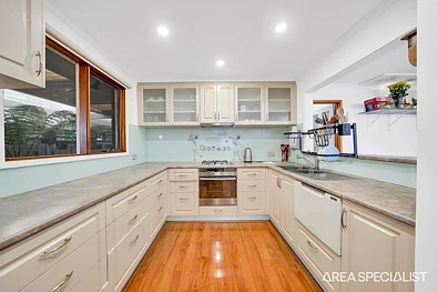 4 Sandra Street, Melton, VIC 3337, 4 slaapkamers, 2 badkamers, House