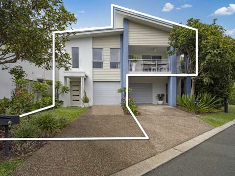 Currumbin Waters 2 Bedroom Relaxed move-in comfort