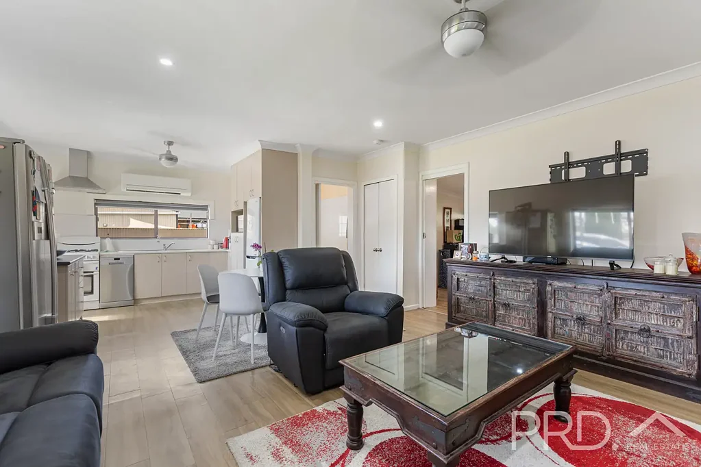 Tumut 3 Bedroom Privately Positioned Family Home!