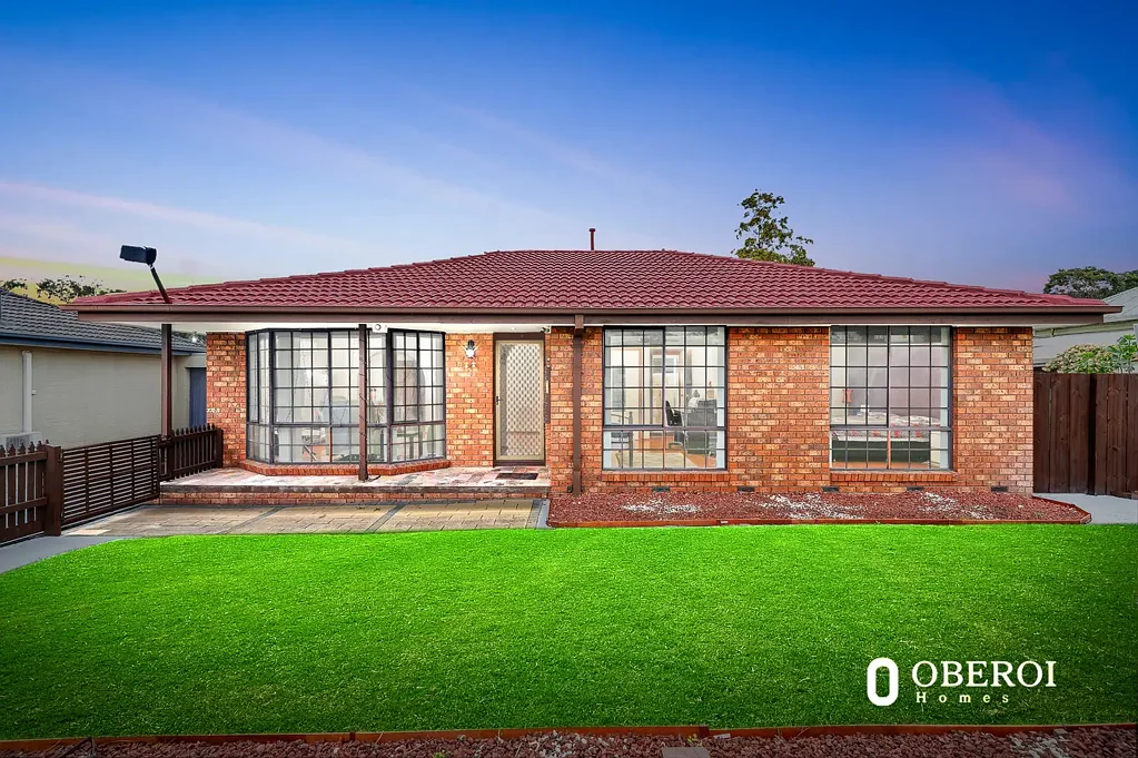 Cranbourne 3침실 Comfort, Convenience & Charm - The Ideal Cranbourne Home!