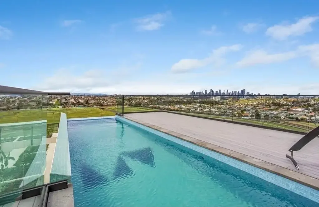 Elevated Sophistication in the Heart of Moonee Valley Park