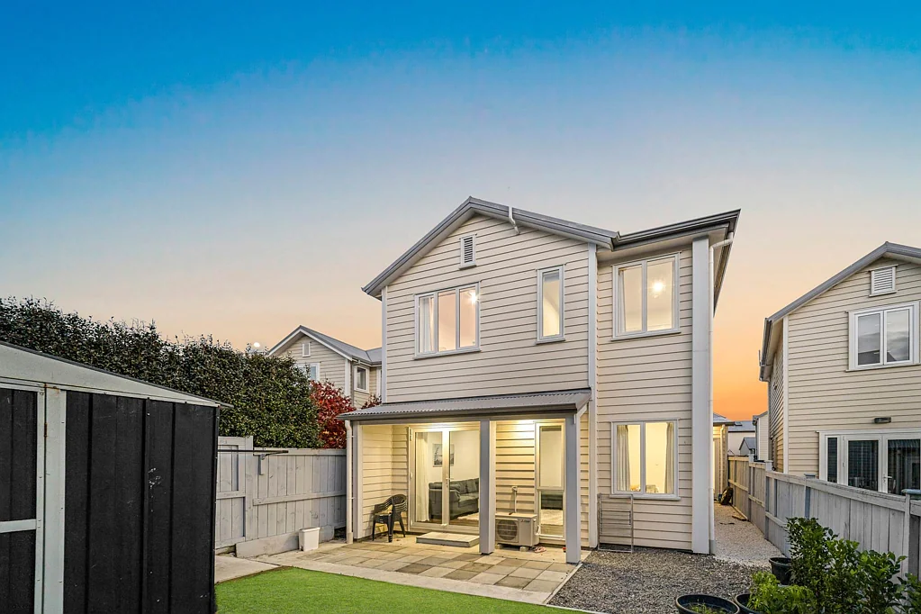 Papakura 4कमरा The Complete Family Package