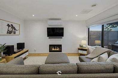 7 Clematis Avenue, Ferntree Gully, VIC 3156, 3 slaapkamers, 2 badkamers, House