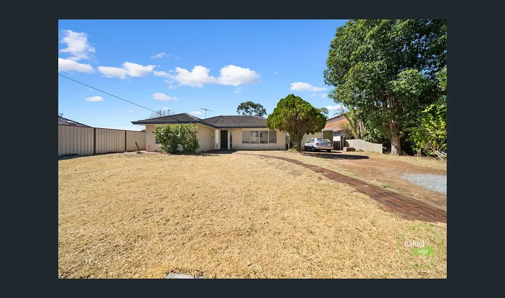 Large home close to the Central Maddington Shopping Centre.