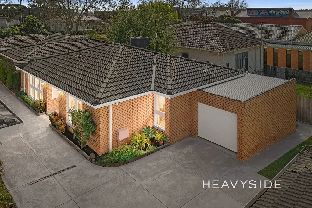 Surrey Hills 2બેડરૂમ Modern and Quietly Positioned in an impeccable Surrey Hills Location