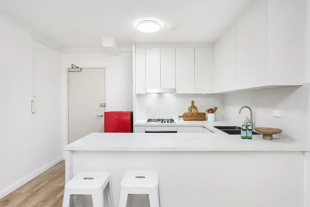 Surry Hills 1房  Blue Ribbon Location: Spacious One Bedroom Apartment