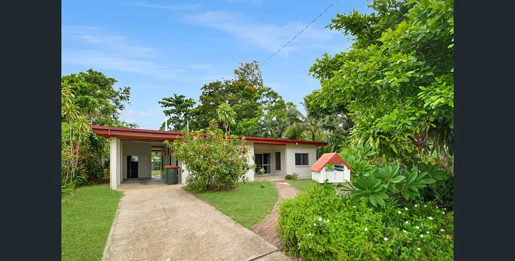 7 Endeavour Road, Clifton Beach, QLD 4879