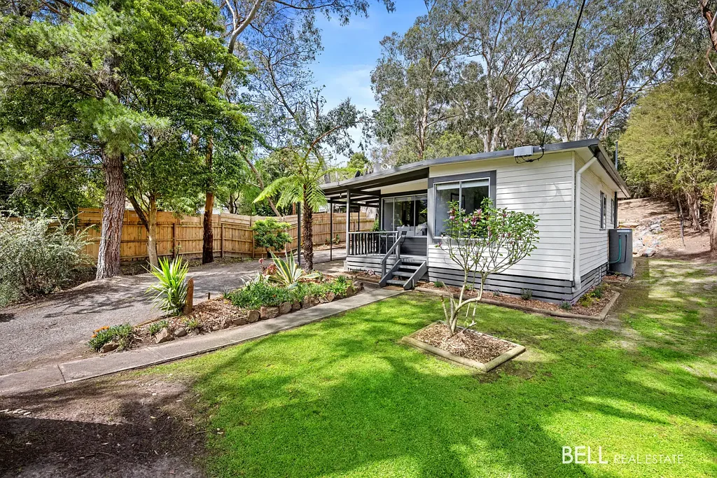 2 The Crescent, Wesburn, VIC 3799