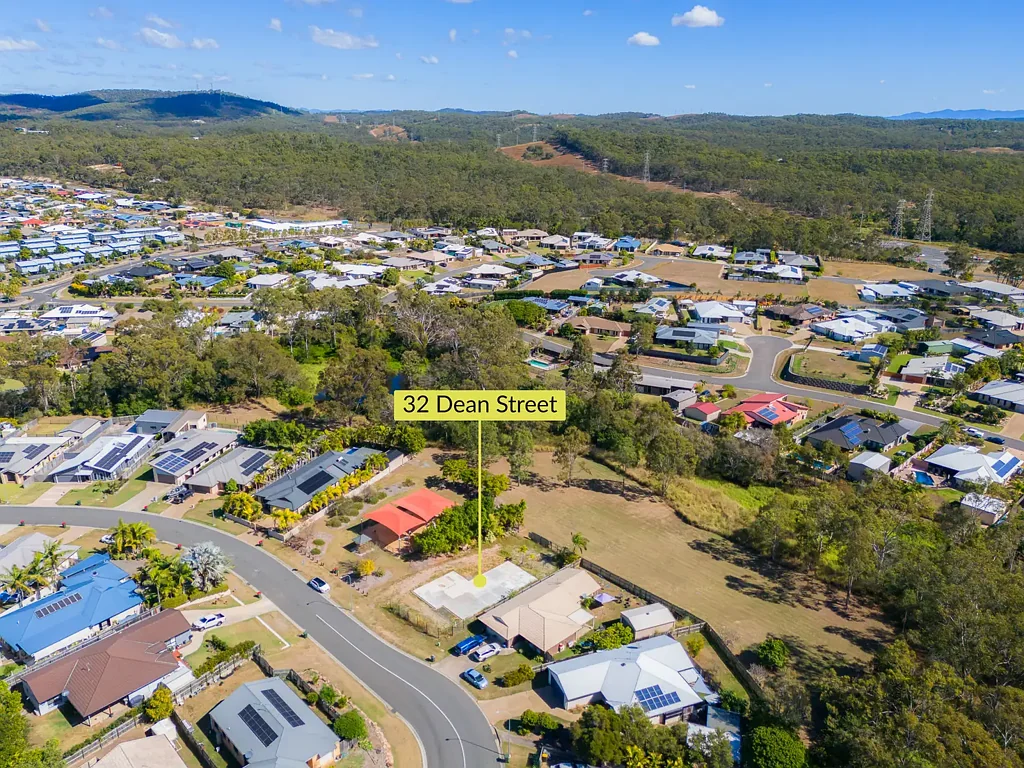 32 Dean Street, Glen Eden, QLD 4680