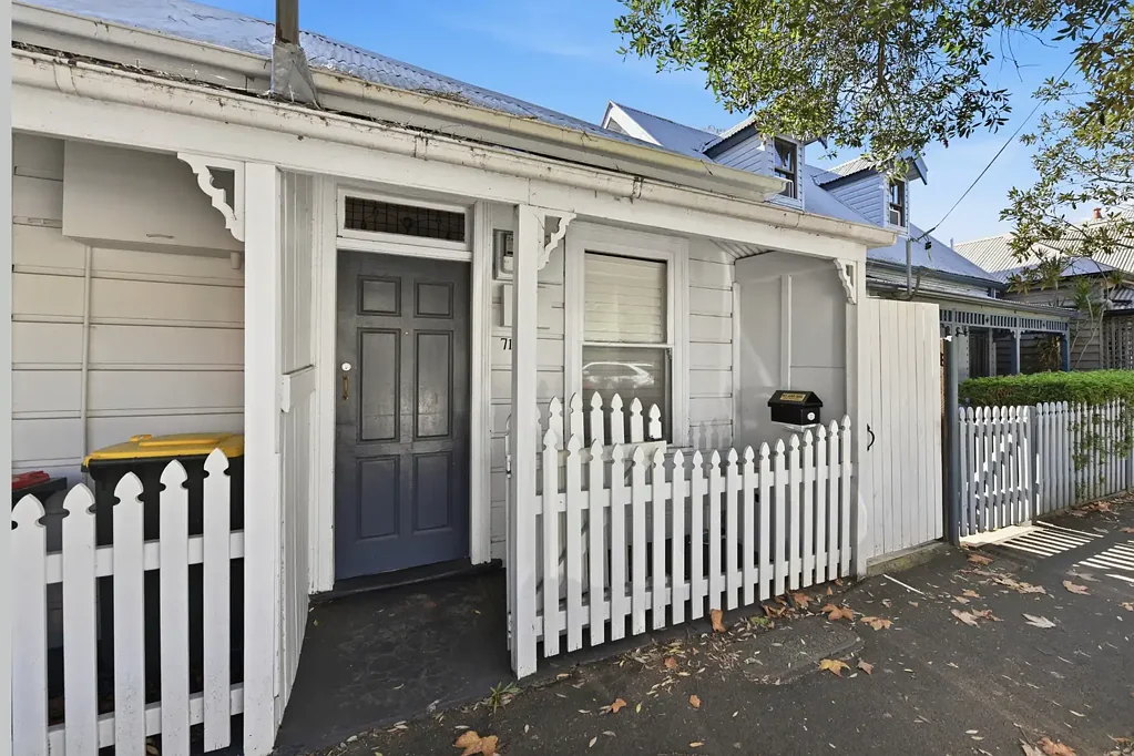 Charming semi in ideal location