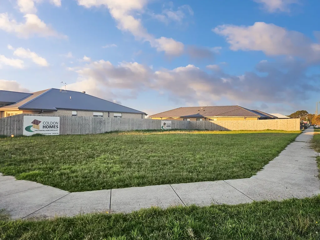 2 Burgan Avenue, North Wonthaggi, VIC 3995