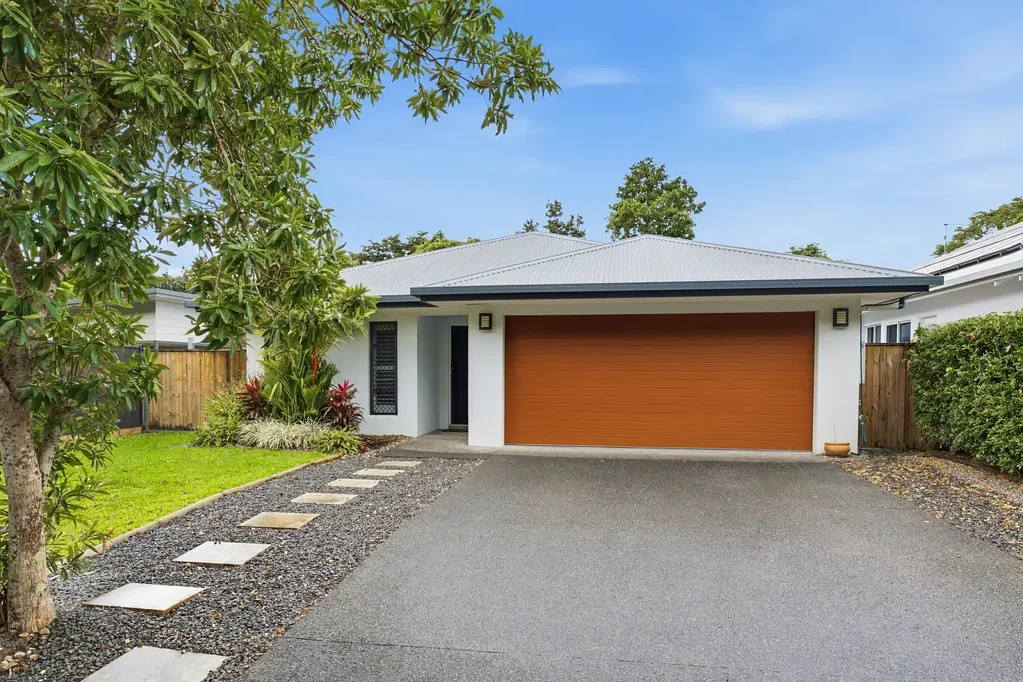 Spacious Family Home in Peaceful Palm Cove