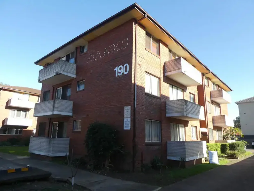1 Bedroom Unit in Convenient Carramar Location