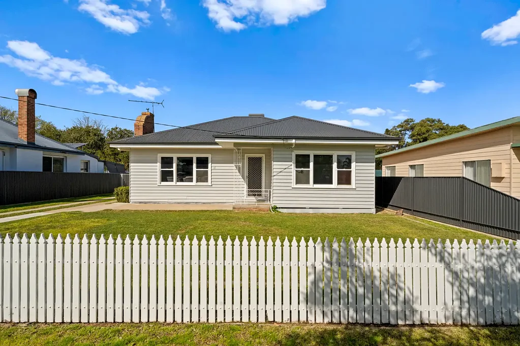 11 Dunlop Street, Wangaratta, VIC 3677