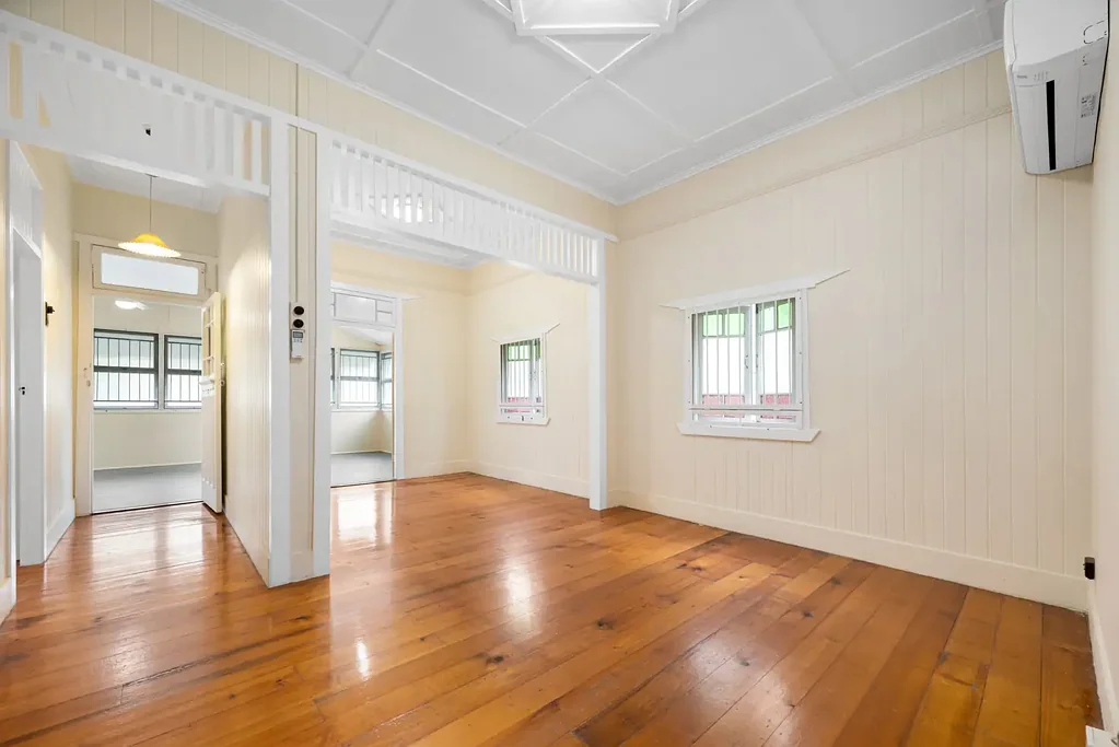One of a kind 4 Bedroom House - Inspections by Appointment