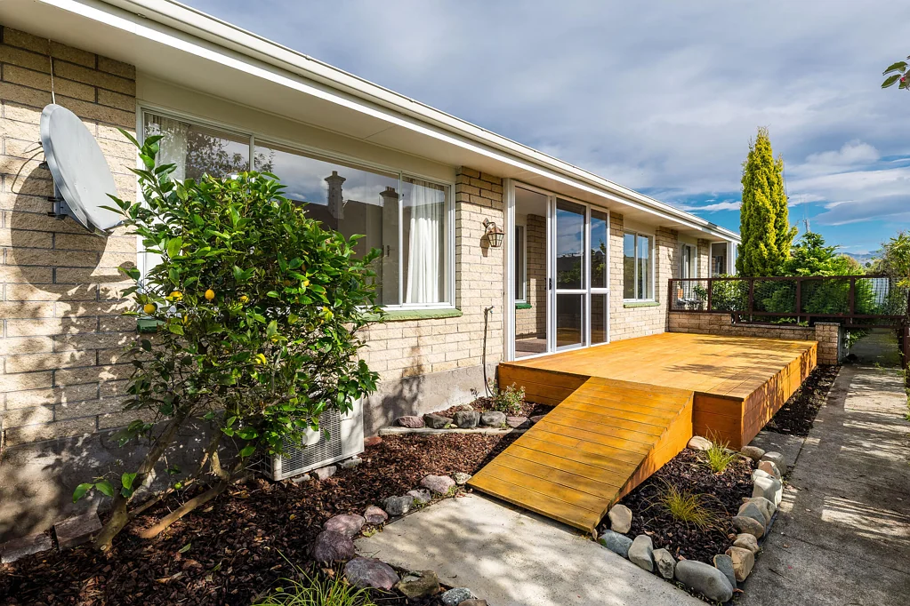 Waimate 2 Bedroom Tidy Unit, Easy Living