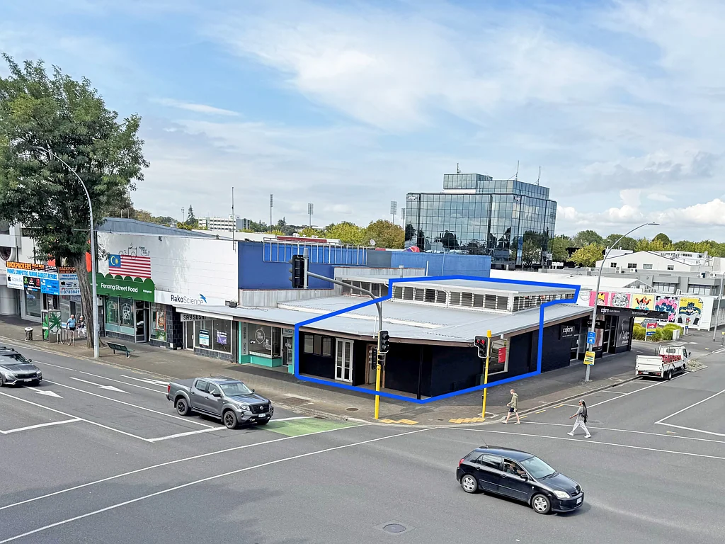 Hamilton Central Prime Corner Opportunity