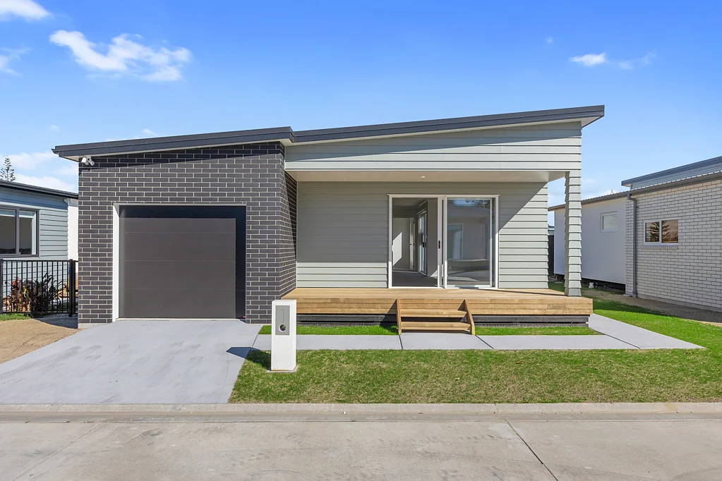 Papamoa 2Kwarto Unlock equity - embrace coastal living!