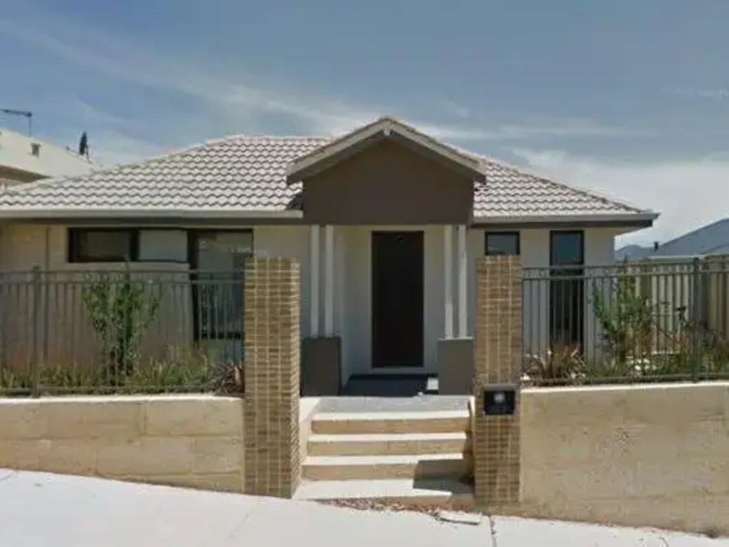 CLOSE TO ALL AMENITIES