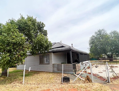 'Glenhurst Cottage' 40 Ungarie Street, Ungarie, Riverina, 2部屋, 1バスルーム, House