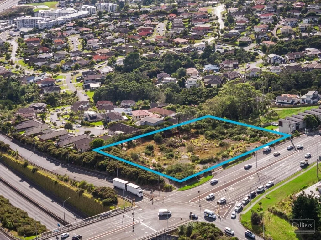 Unsworth Heights 6,448m² 开发建地 联排公寓住宅区 可建造167座公寓和3间零售单元 或进行其他开发项目 交通发达 便捷通往北岸&西奥克兰！ 6,448m² THAB Development Land